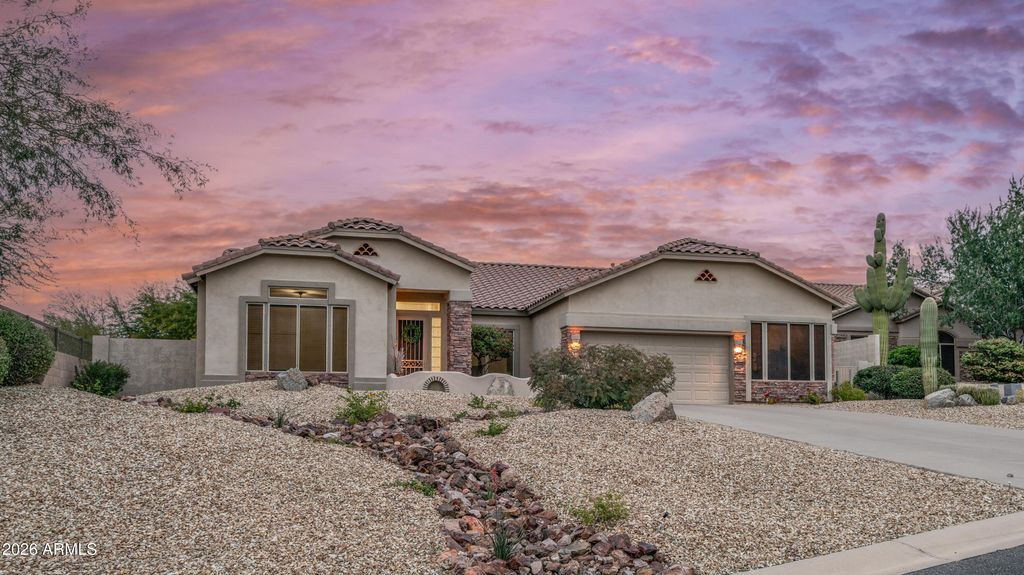 Image 1 of property listing at 7910 E SNOWDON Circle, Mesa, AZ 85207