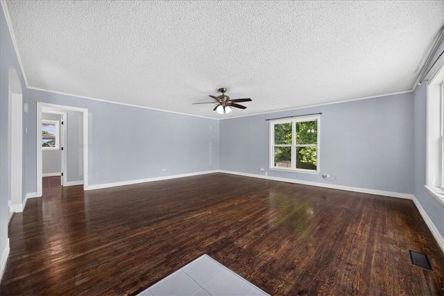 310 Hawkins Avenue, Huntsville, AR 72740