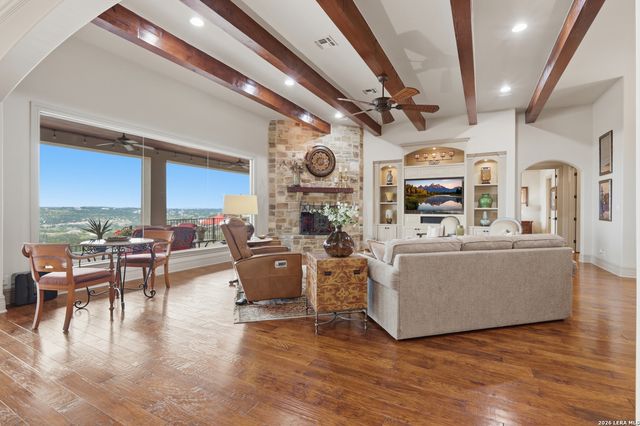 168 Hill Myna Lane, Spring Branch, TX 78070