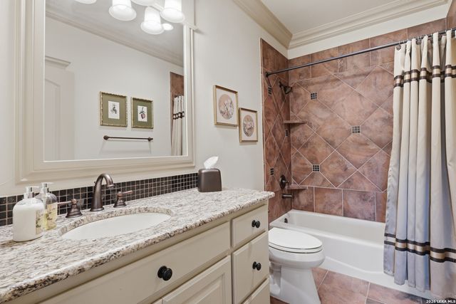 168 Hill Myna Lane, Spring Branch, TX 78070