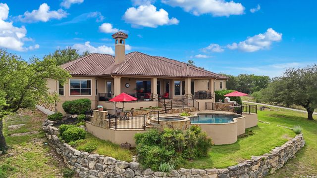 168 Hill Myna Lane, Spring Branch, TX 78070