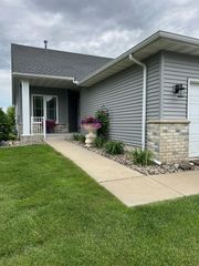 2808 Village Drive, Faribault, MN 55021