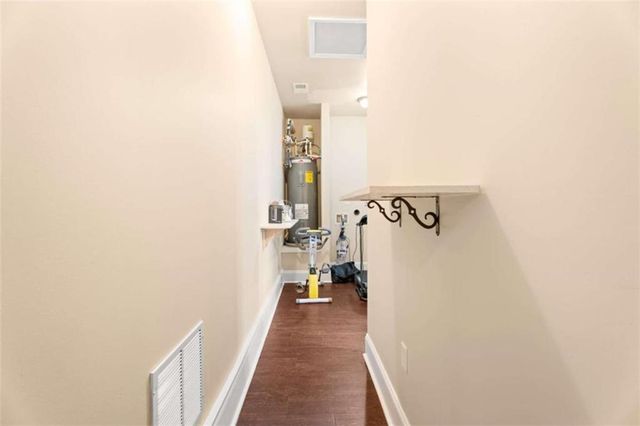 1744 Sandy Trail Drive, Hampton, GA 30228