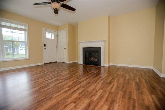 3 Brookscrest Way, Rochester, NY 14611