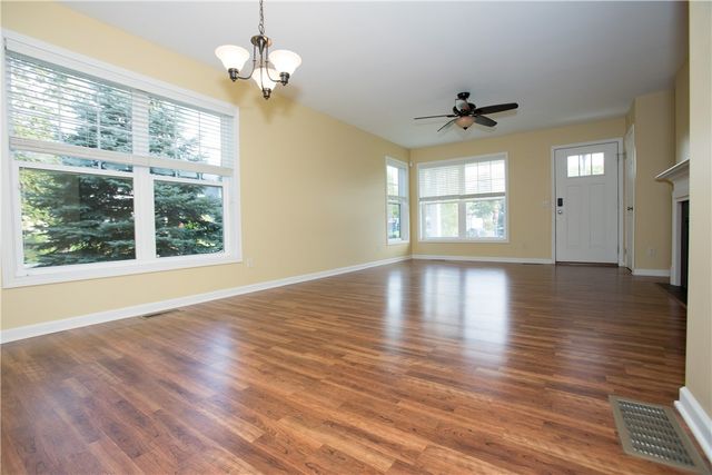 3 Brookscrest Way, Rochester, NY 14611