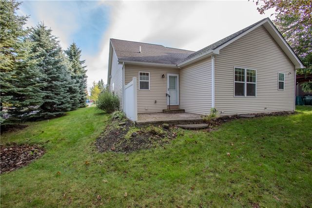 3 Brookscrest Way, Rochester, NY 14611