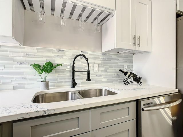 4840 KINGSTON CIRCLE, Kissimmee, FL 34746