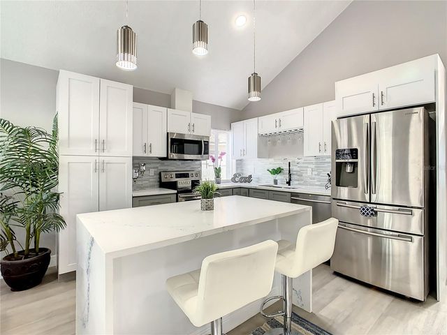 4840 KINGSTON CIRCLE, Kissimmee, FL 34746