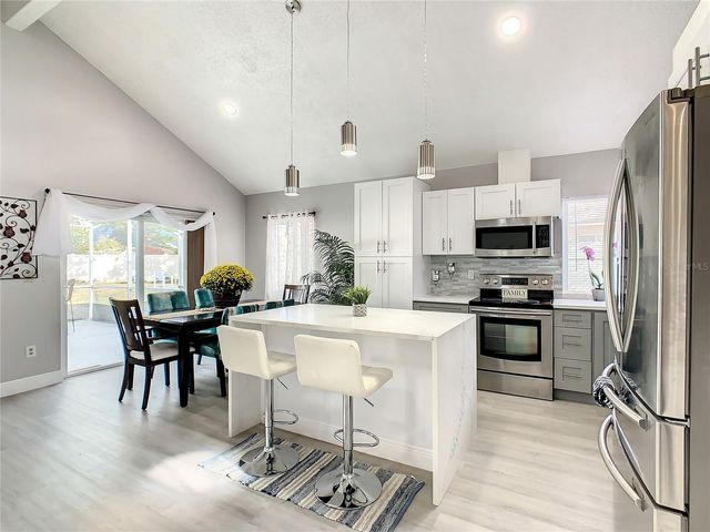 4840 KINGSTON CIRCLE, Kissimmee, FL 34746