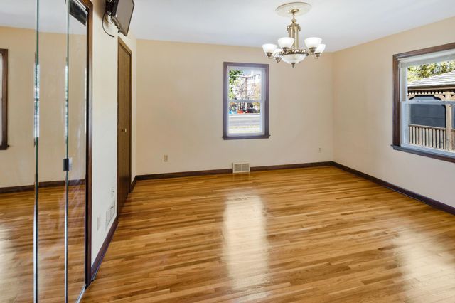 4201 40th Avenue N, Robbinsdale, MN 55422