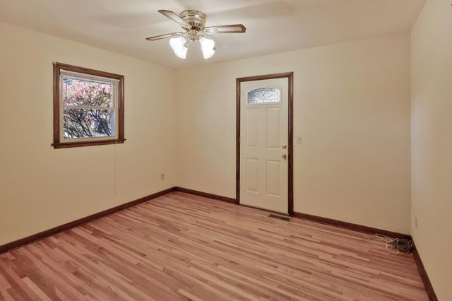 4201 40th Avenue N, Robbinsdale, MN 55422