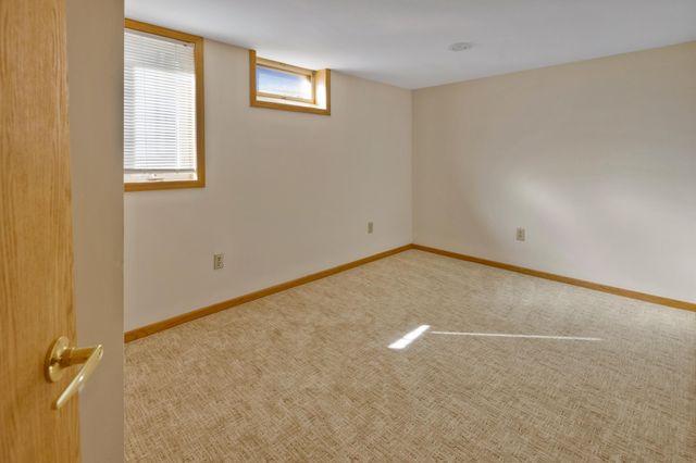 4201 40th Avenue N, Robbinsdale, MN 55422