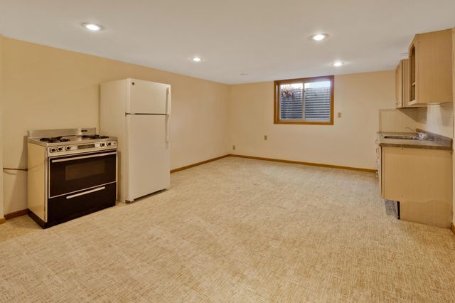 4201 40th Avenue N, Robbinsdale, MN 55422