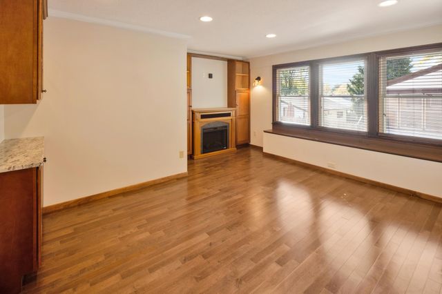 4201 40th Avenue N, Robbinsdale, MN 55422