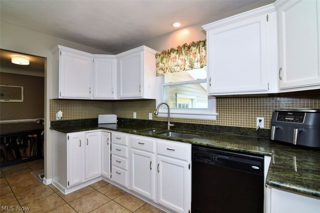 1031 Cessna Drive, Macedonia, OH 44056
