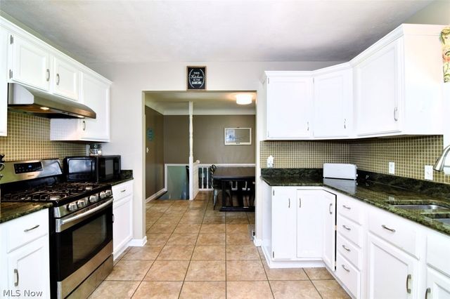 1031 Cessna Drive, Macedonia, OH 44056