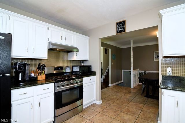 1031 Cessna Drive, Macedonia, OH 44056