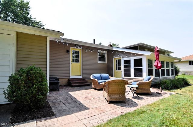 1031 Cessna Drive, Macedonia, OH 44056