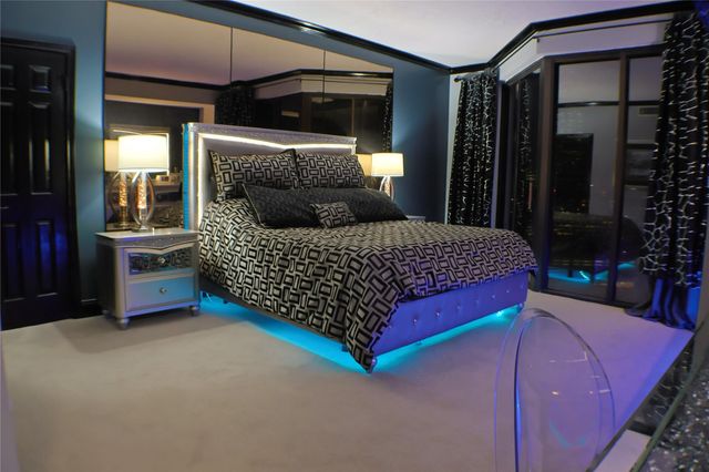 3350 Mccue Road 2404, Houston, TX 77056