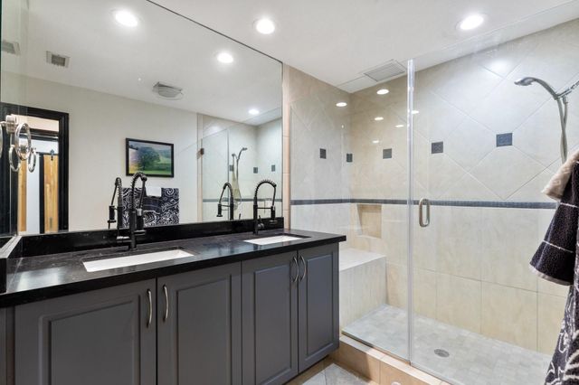 3350 Mccue Road 2404, Houston, TX 77056