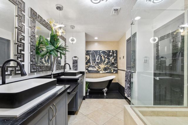 3350 Mccue Road 2404, Houston, TX 77056