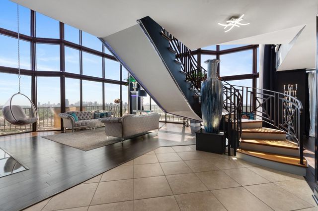 3350 Mccue Road 2404, Houston, TX 77056