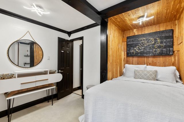 3350 Mccue Road 2404, Houston, TX 77056