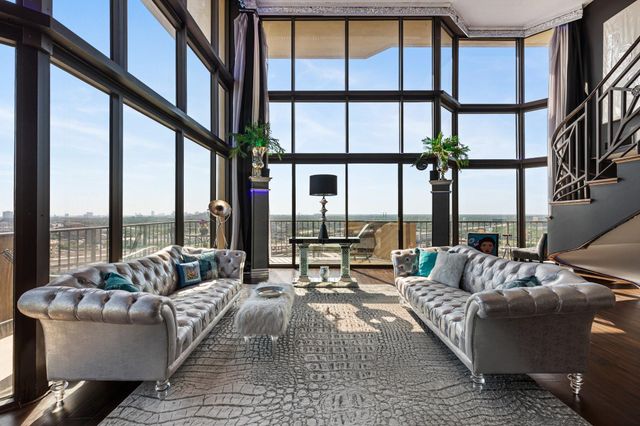 3350 Mccue Road 2404, Houston, TX 77056