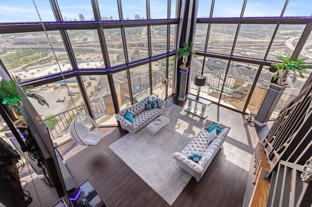 3350 Mccue Road 2404, Houston, TX 77056