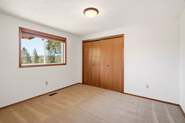 6807 Tomaker Ln, Spokane, WA 99223