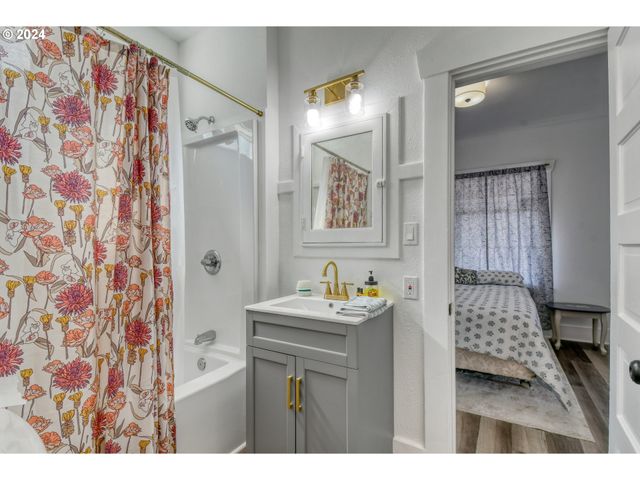 612 Se DORION Ave, Pendleton, OR 97801