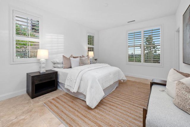 7667 Circulo Sequoia, Carlsbad, CA 92009