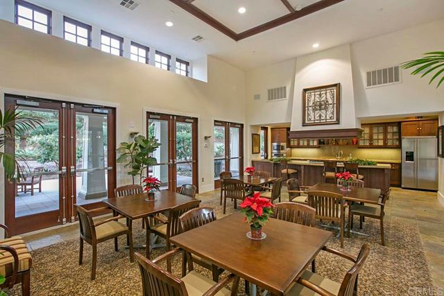 7667 Circulo Sequoia, Carlsbad, CA 92009