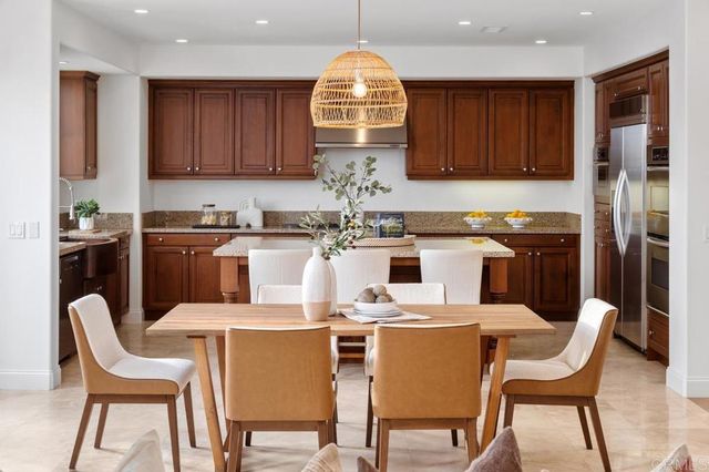 7667 Circulo Sequoia, Carlsbad, CA 92009