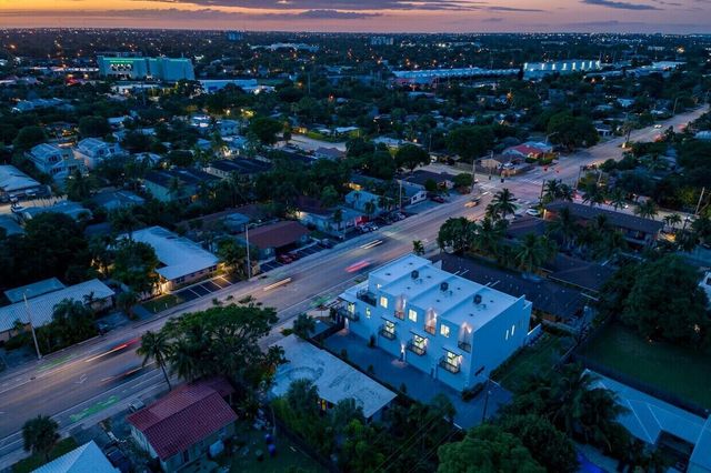 1220 NE 15th Avenue, Fort Lauderdale, FL 33304