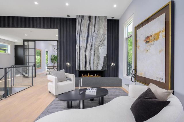 1027 Waverley Street, Palo Alto, CA 94301