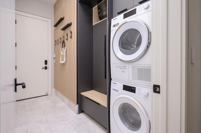 1027 Waverley Street, Palo Alto, CA 94301