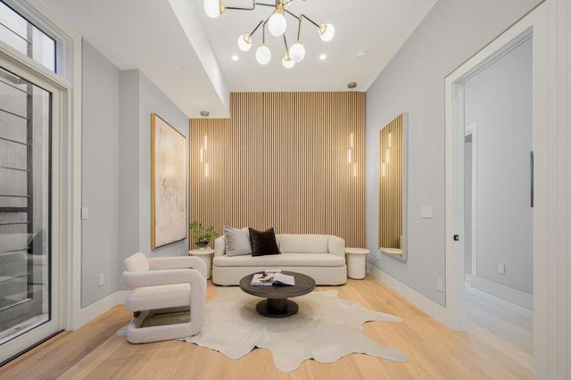 1027 Waverley Street, Palo Alto, CA 94301