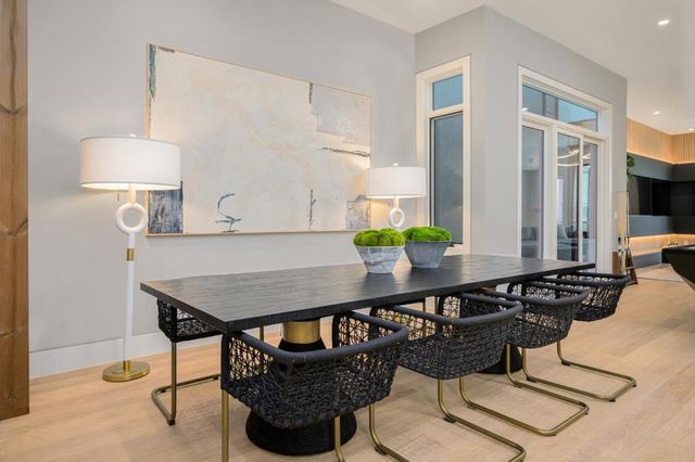 1027 Waverley Street, Palo Alto, CA 94301