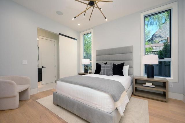 1027 Waverley Street, Palo Alto, CA 94301