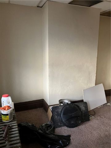 505 South Park St, E Pittsburgh, PA 15112