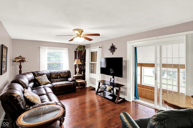 1115 Bethel Avenue, Beech Grove, IN 46107