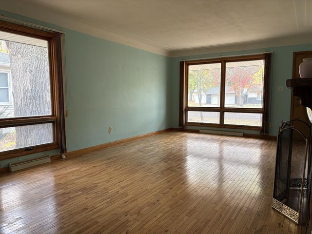 812 8th Avenue SE, Saint Cloud, MN 56304