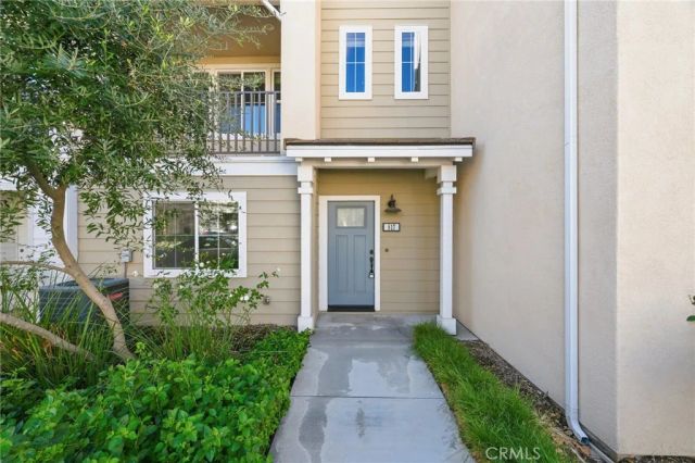817 Pommelo, Pomona, CA 91767