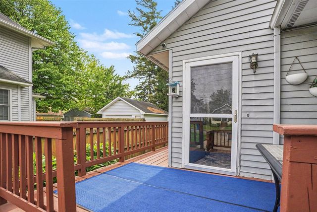 221 Nelson Avenue, Kalamazoo, MI 49006