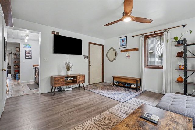 221 Nelson Avenue, Kalamazoo, MI 49006