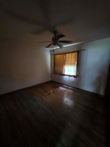 4302 Edison Street, Houston, TX 77009