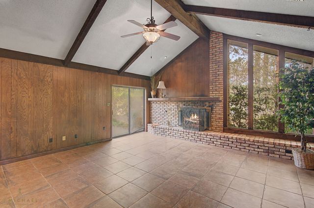 2700 Rhoda Drive, Shreveport, LA 71119