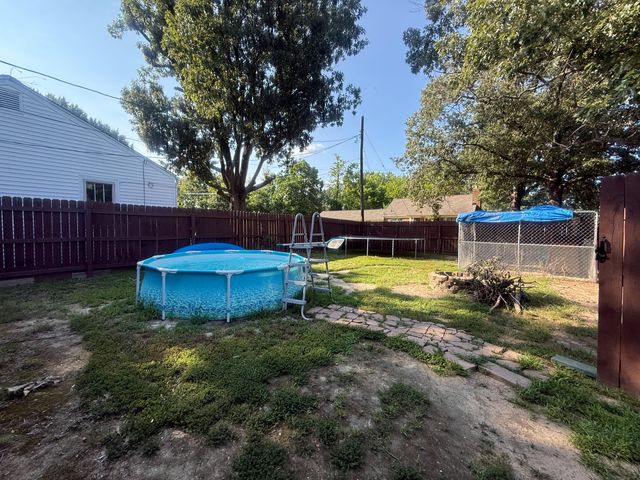 2001 B Street, Paducah, KY 42003