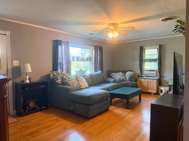 2001 B Street, Paducah, KY 42003